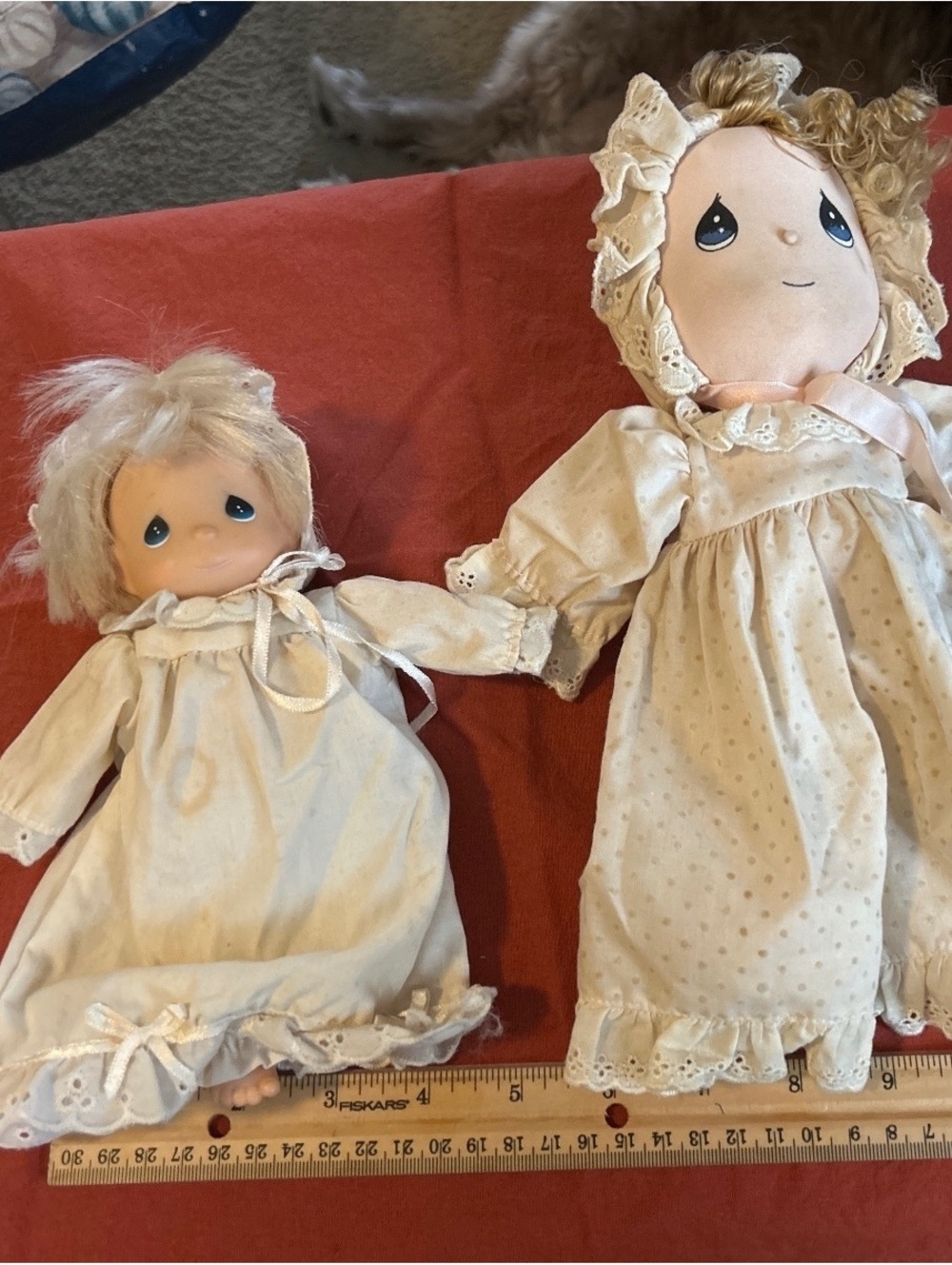 Set of 2 precious moments dolls